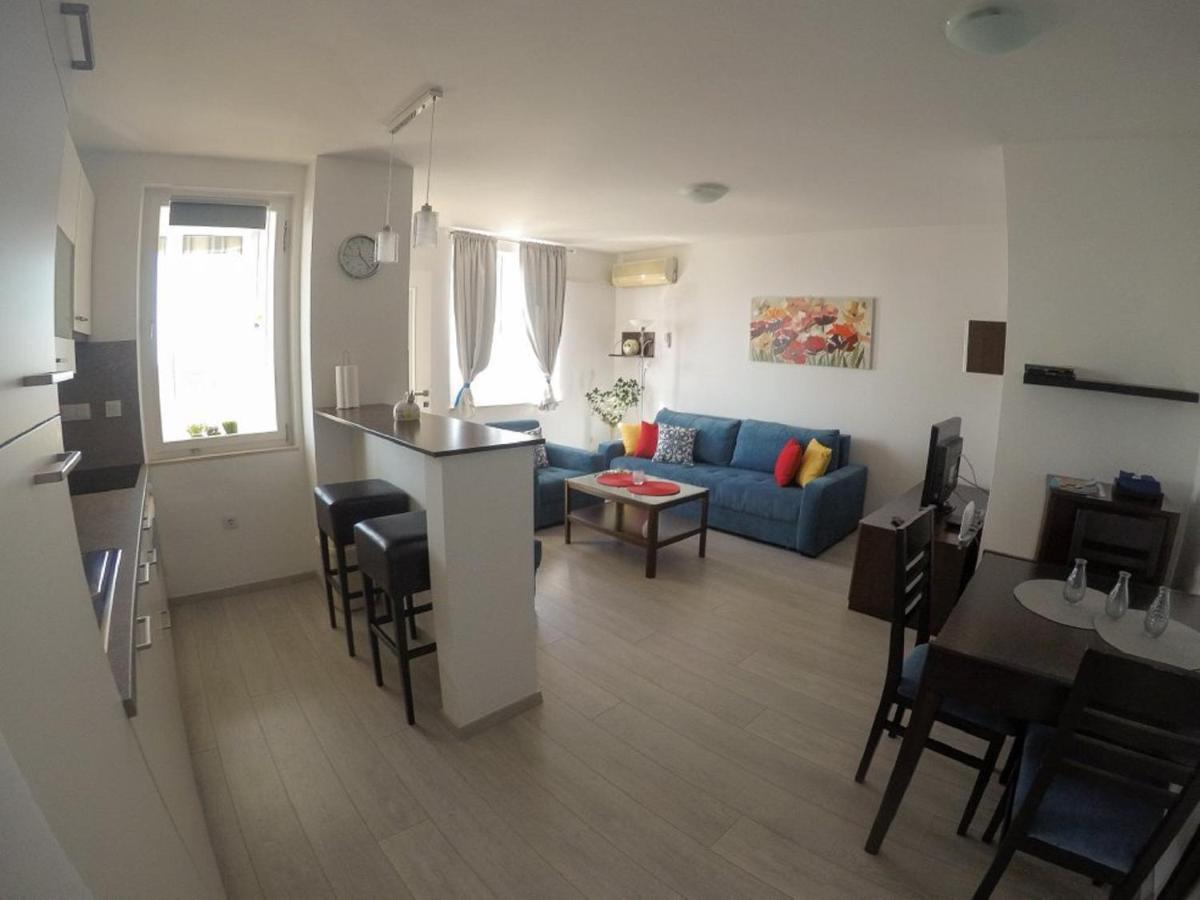 Apartament Precious View *
